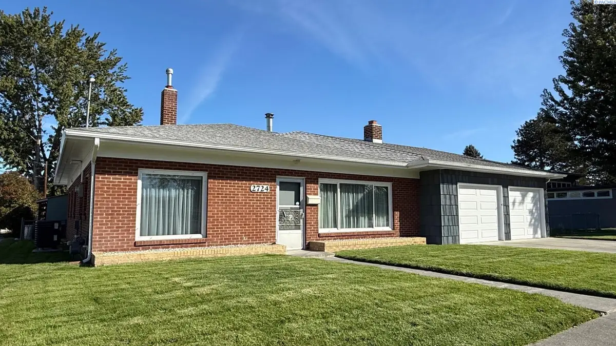2724 W Imnaha Ave, Kennewick, WA 99336 - Image #1