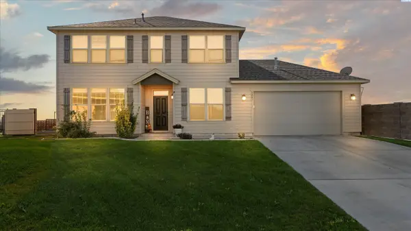 5201 Honolulu Dr, Pasco, WA 99301