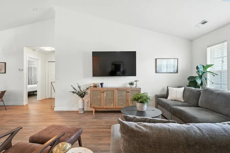 2401 S Arthur Circle, Kennewick, WA 99338 - #3