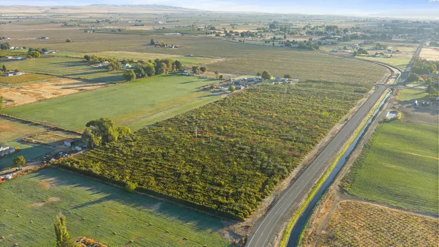 NNA Mt View Rd Grandview, Grandview, WA 98930 - Image #3