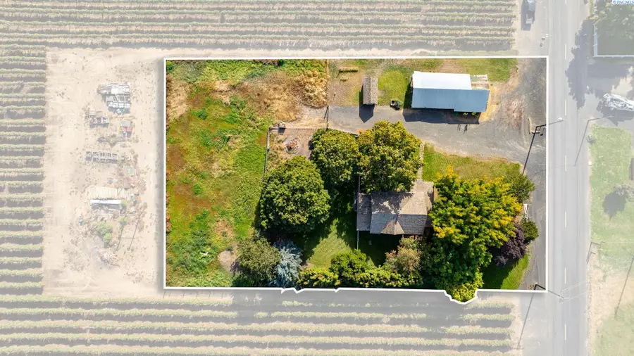 10901 N Pioneer Rd, Prosser, WA 99350 - Image #3