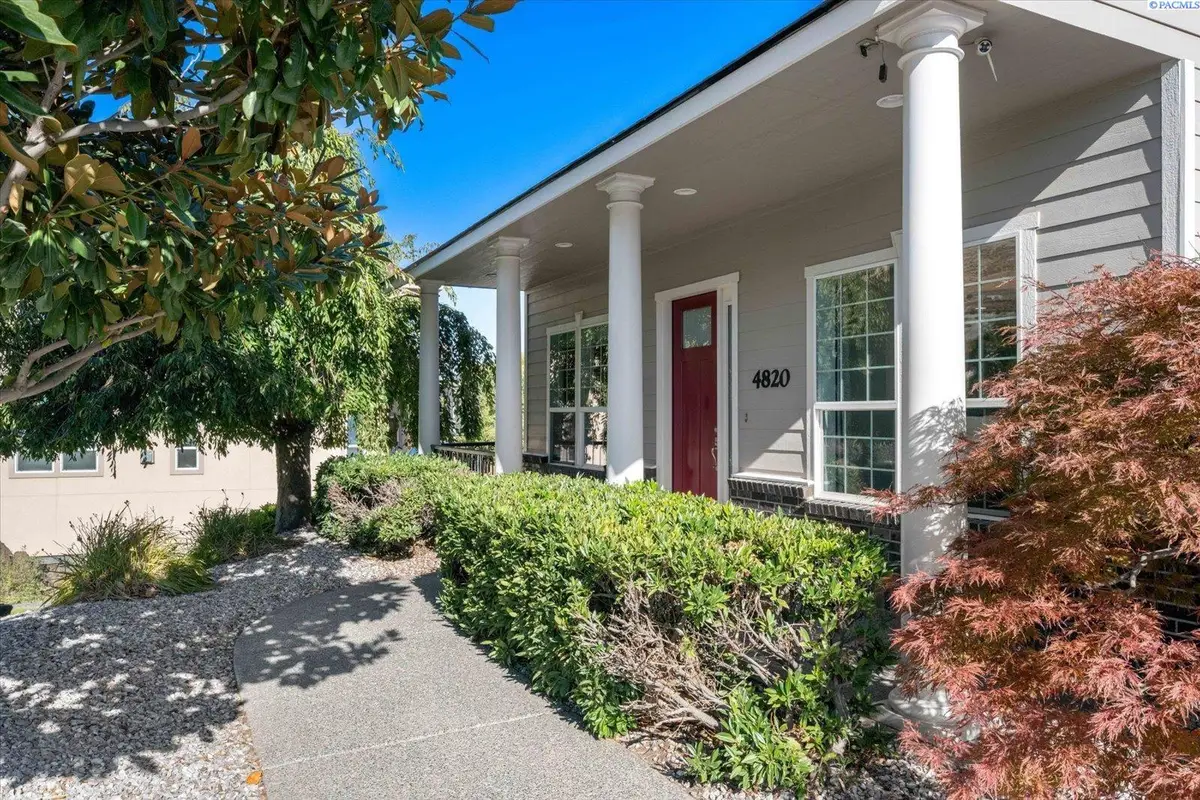 4820 Starburst Ct, West Richland, WA 99353 - Image #1