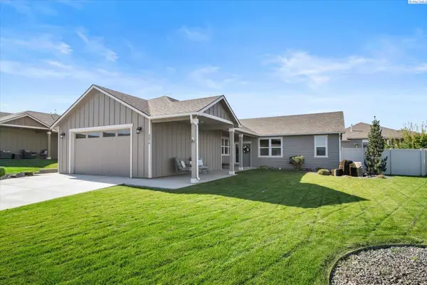 3676 S Taft Place, Kennewick, WA 99337