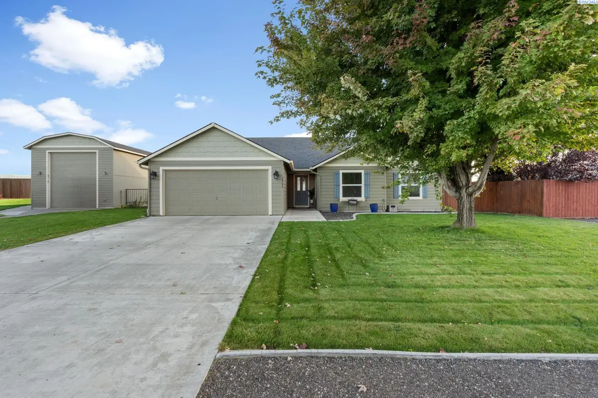 7906 Ruby Ct, Pasco, WA 99301 - Image #1