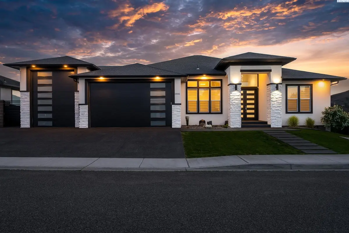 2441 Tiger Ln, Richland, WA 99352 - Image #1