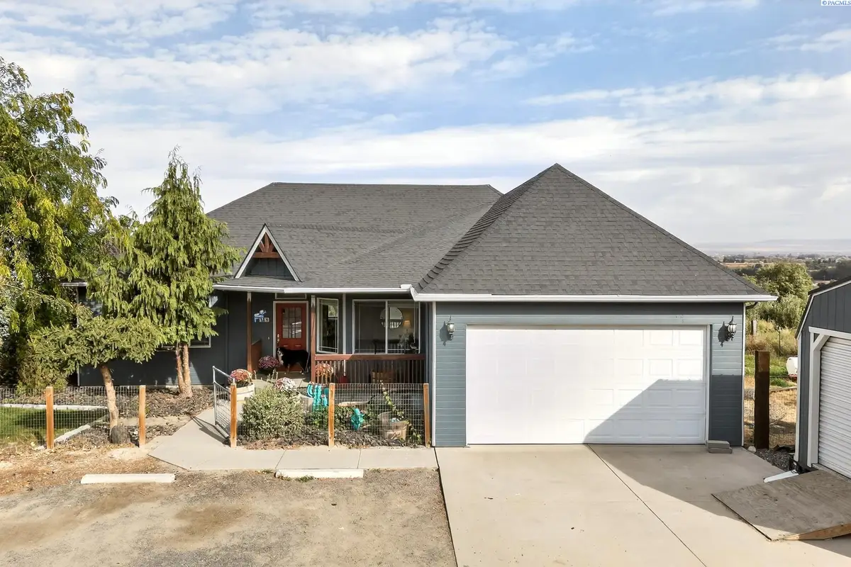 315 Wells Gap Rd, Prosser, WA 99350 - Image #1