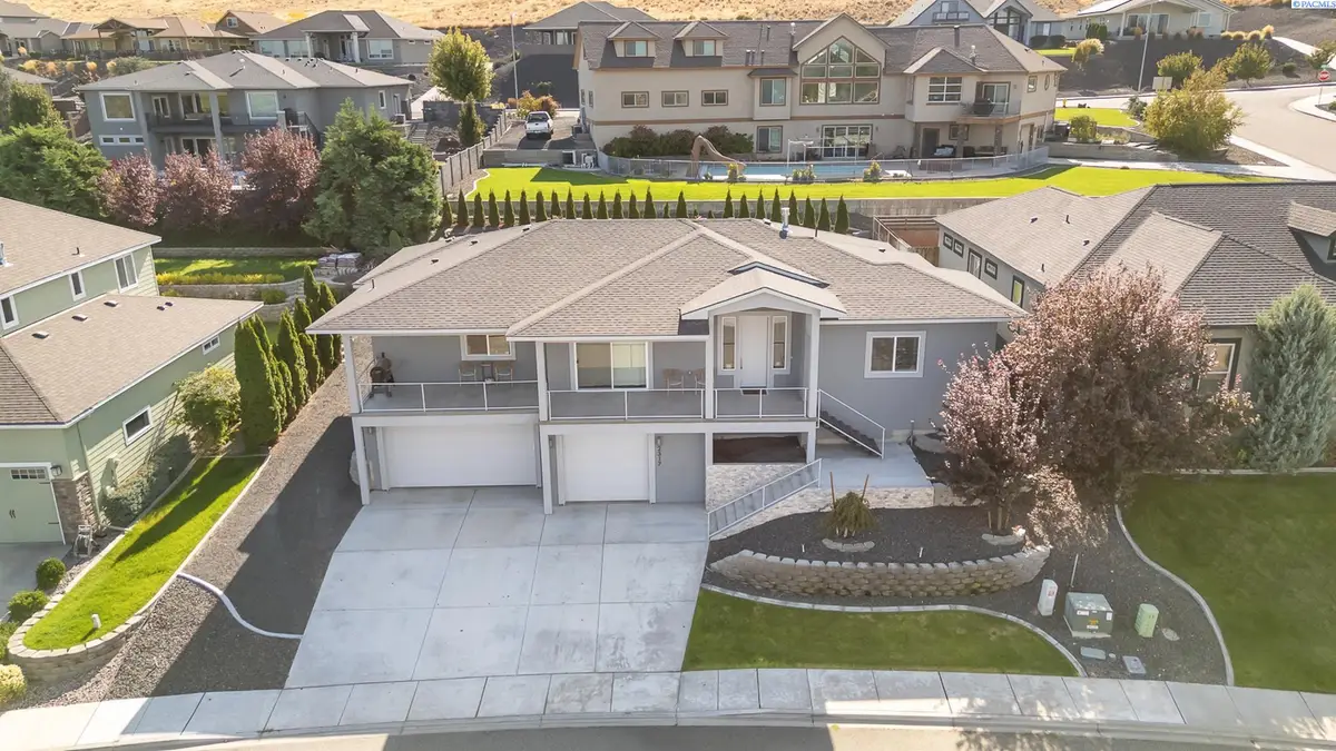 2317 W 50th Ave, Kennewick, WA 99337 - #1