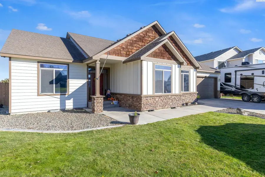 5600 Oasis Street, West Richland, WA 99353 - Image #2