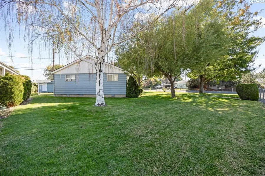 302 Rossell Ave, Richland, WA 99352 - Image #3
