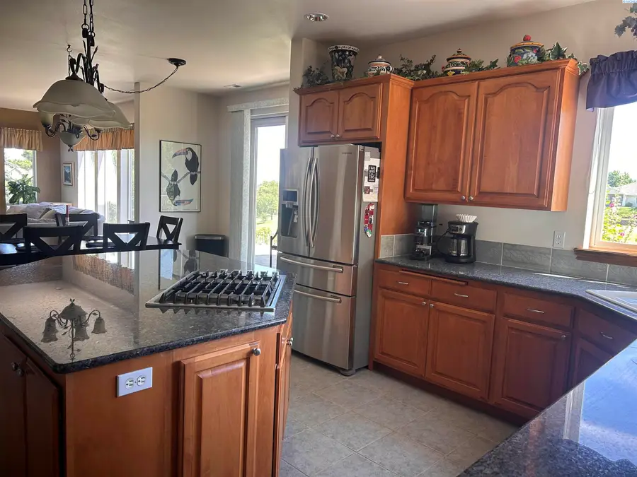 3405 S Johnson St, Kennewick, WA 99337 - Image #3