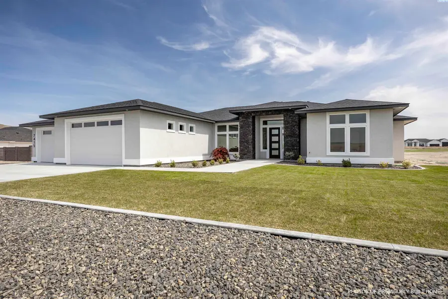 8402 Axil Lane, Pasco, WA 99301 - #2