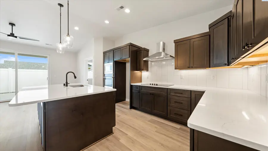 1322 Kalani Ct, West Richland, WA 99353 - Image #3