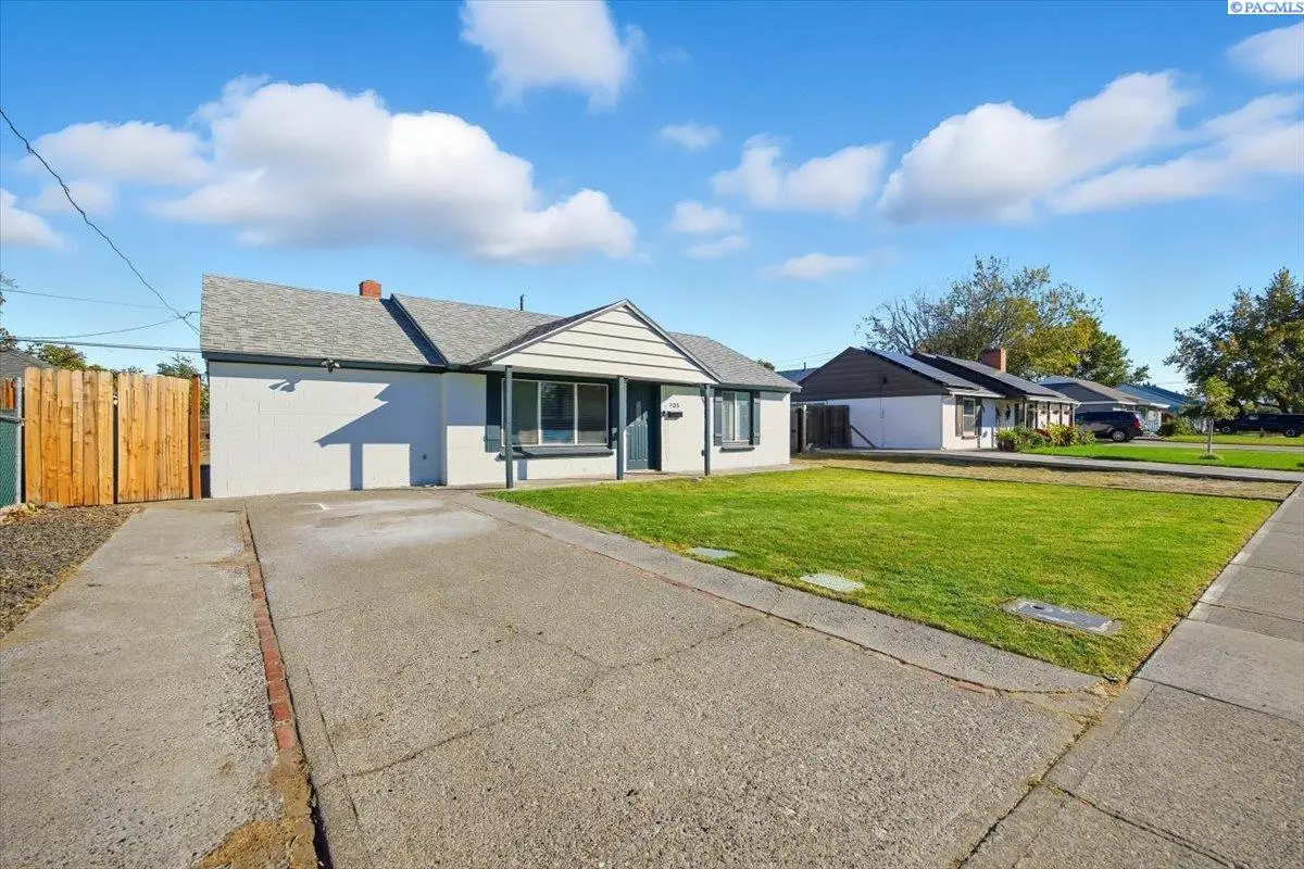 705 S Hartford St, Kennewick, WA 99336 - Image #1