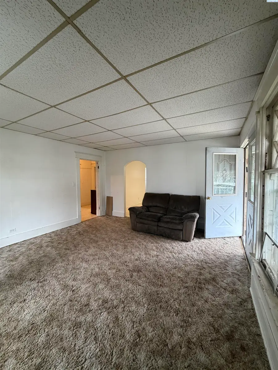 461 Pataha St, Pomeroy, WA 99347 - #3