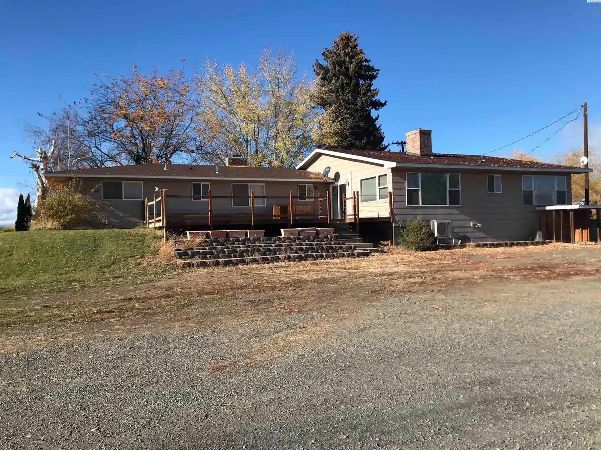 1601 Lateral B Road, Wapato, WA 98951 - Image #1