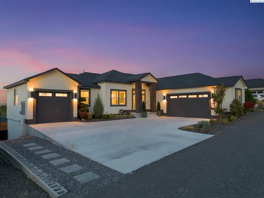 3497 Nicholas Lane, West Richland, WA 99353 - Image #2