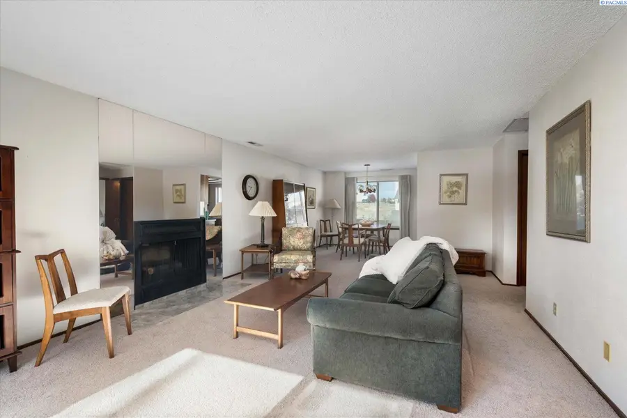 560 Spengler St, Richland, WA 99352 - Image #2