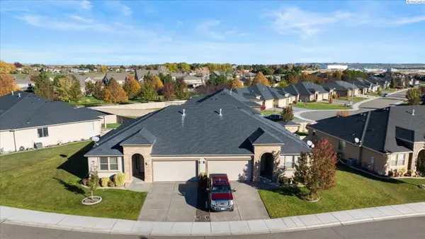 2818 Tuscanna Dr, Richland, WA 99354