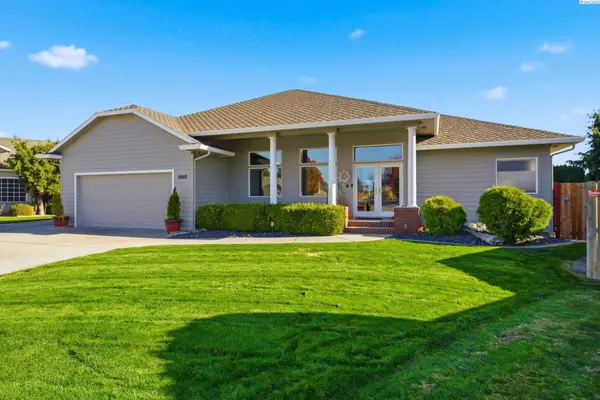 2802 W 38th Ct, Kennewick, WA 99338