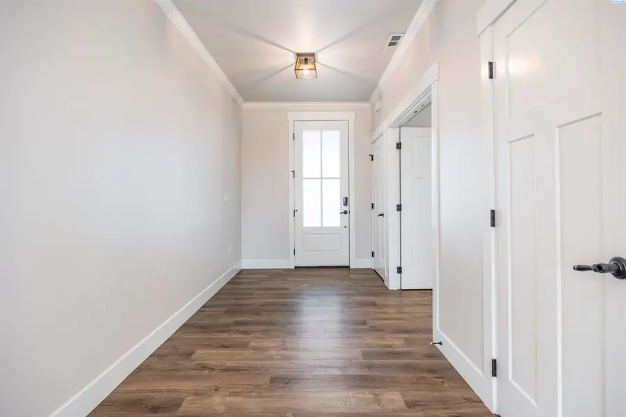 1901 Beacon St, Grandview, WA 98930 - Image #3