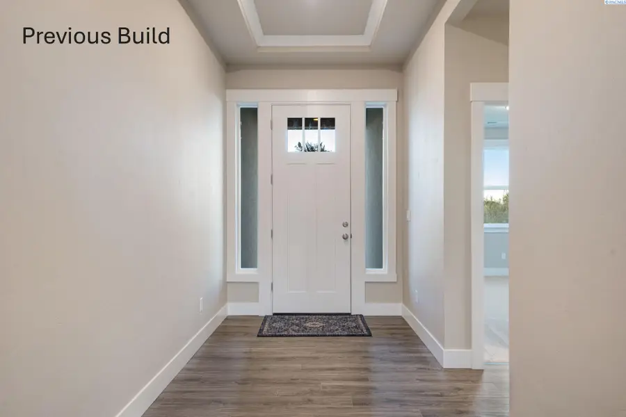 1070 N Grant Place, Kennewick, WA 99336 - Image #2