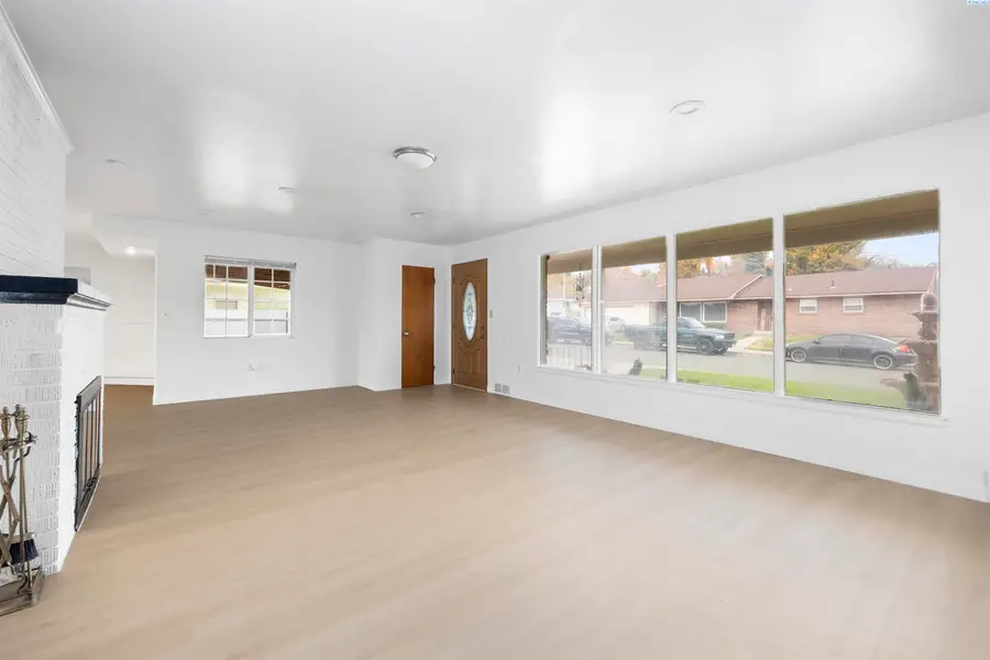 217 Linden Way, Sunnyside, WA 98944 - Image #2