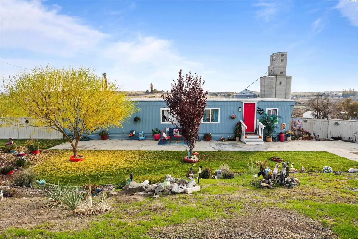 110 Tacoma, Eltopia, WA 99330 - Image #1