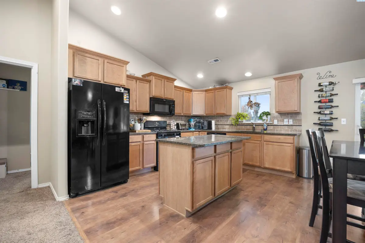 4804 Bragueta Ct, Pasco, WA 99301 - Image #1