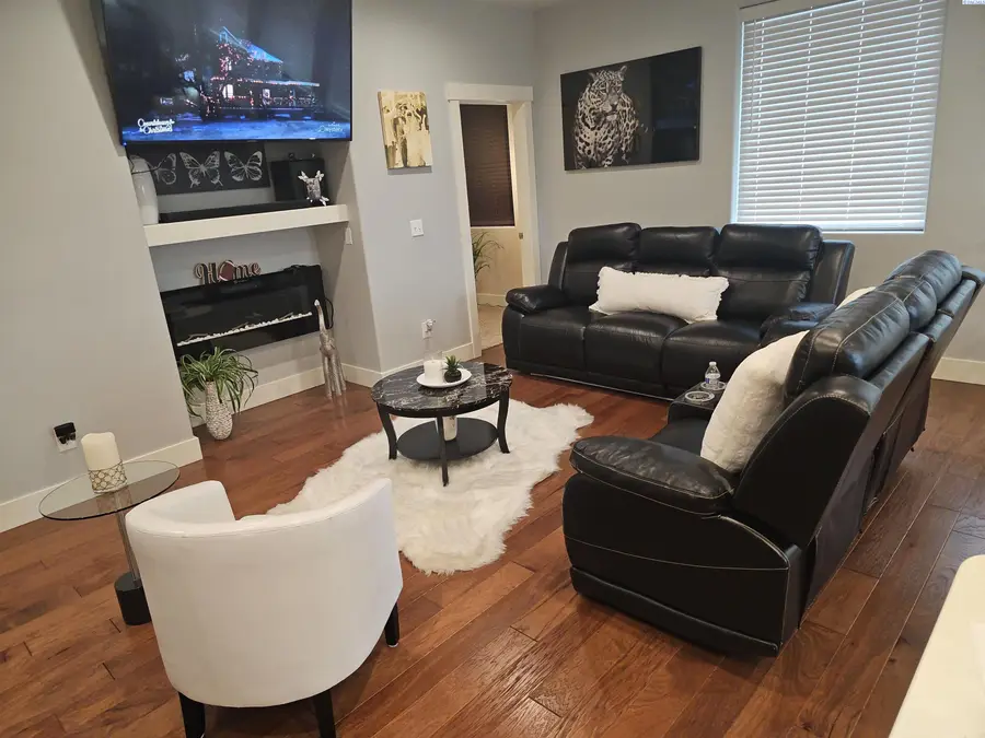 200 Villa Real, Sunnyside, WA 98944 - Image #2