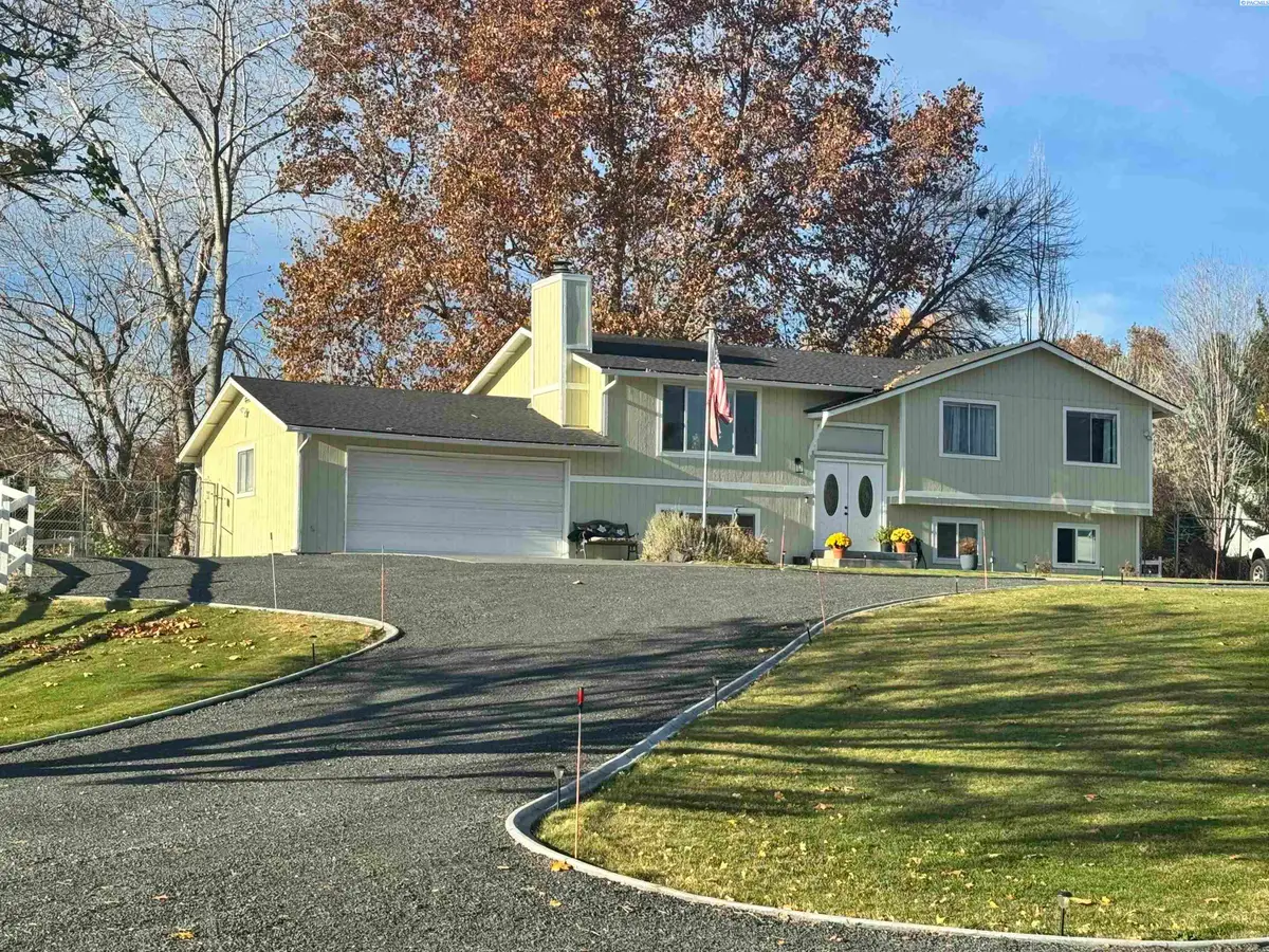 5904 S Toro Rd., Kennewick, WA 99338 - Image #1