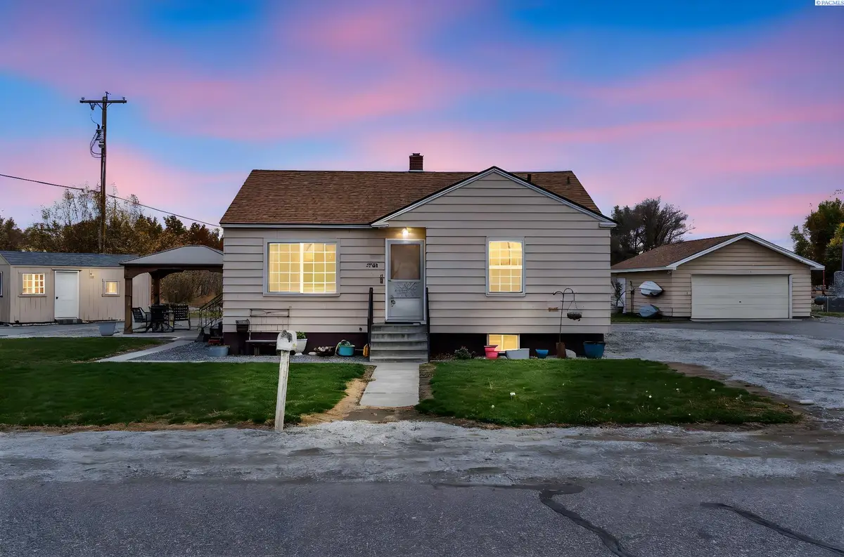 3204 W Yakima St, Pasco, WA 99301 - #1