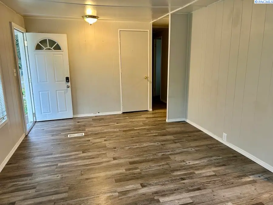 1165 S Grand Ave #59 #59, Pullman, WA 99163-2041 - Image #2