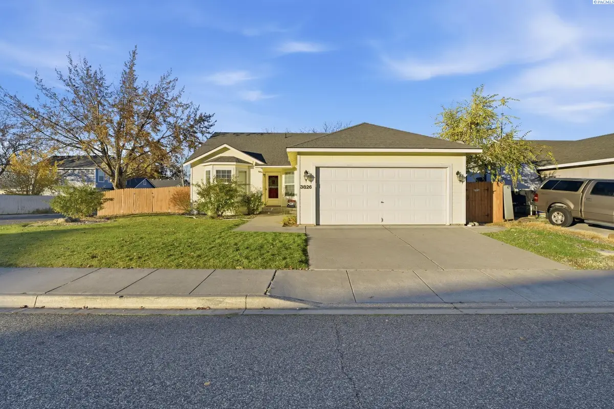 3826 W Grand Ronde, Kennewick, WA 99336 - Image #1