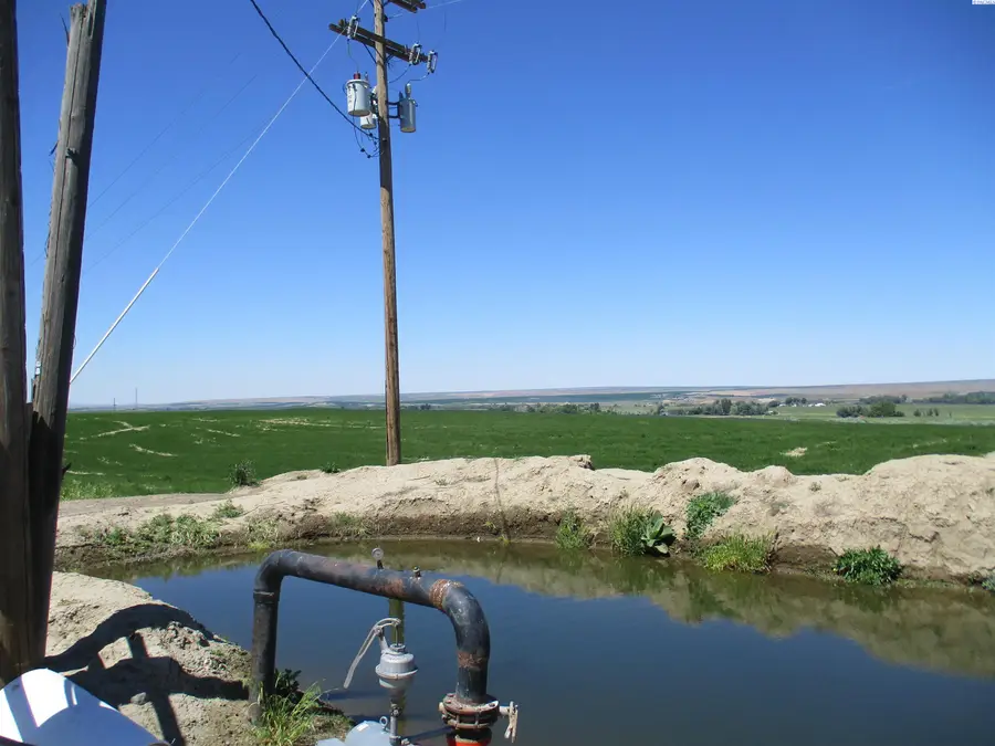 4285 Detour Road, Touchet, WA 99360 - Image #3