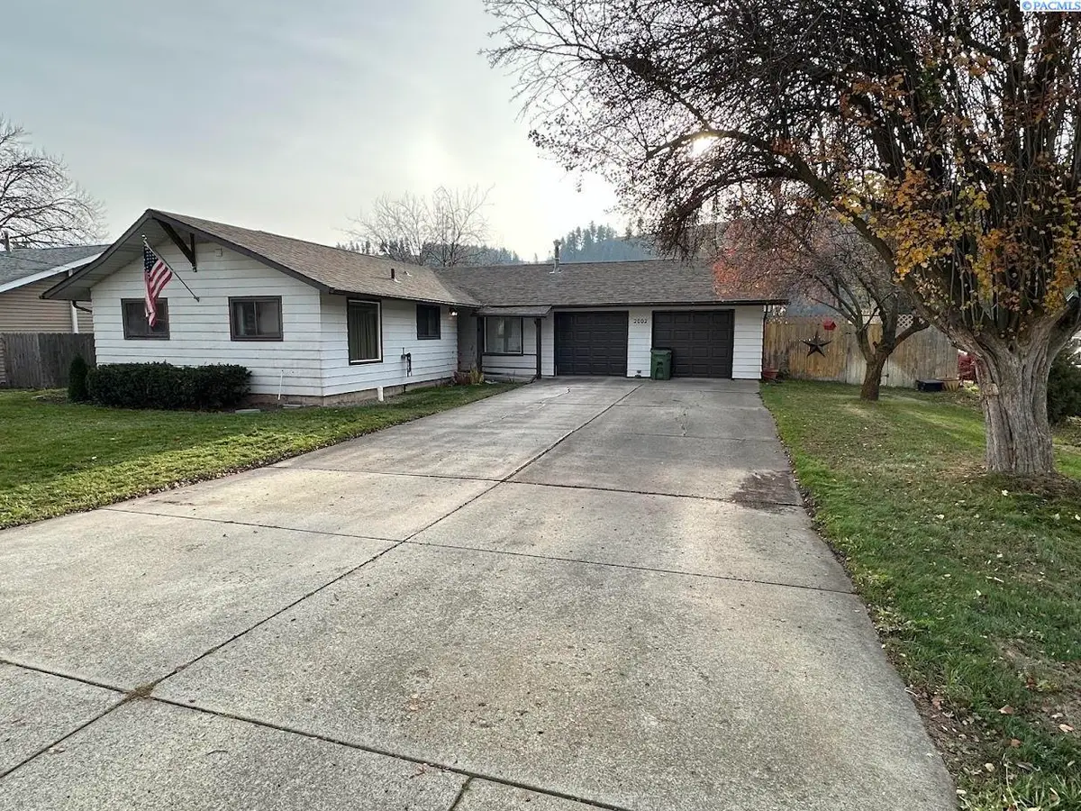 2002 N Cedar St., Colfax, WA 99111 - Image #1