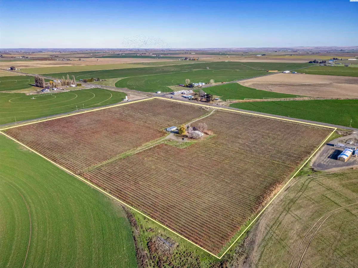 11201 Taylor Flats Road, Pasco, WA 99301 - Image #1