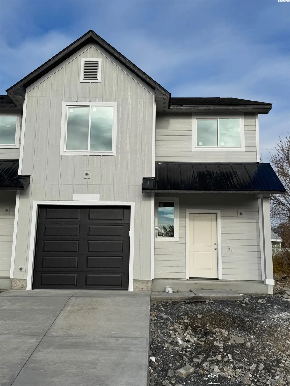 3471 W 6th Place, Kennewick, WA 99336 - Image #1