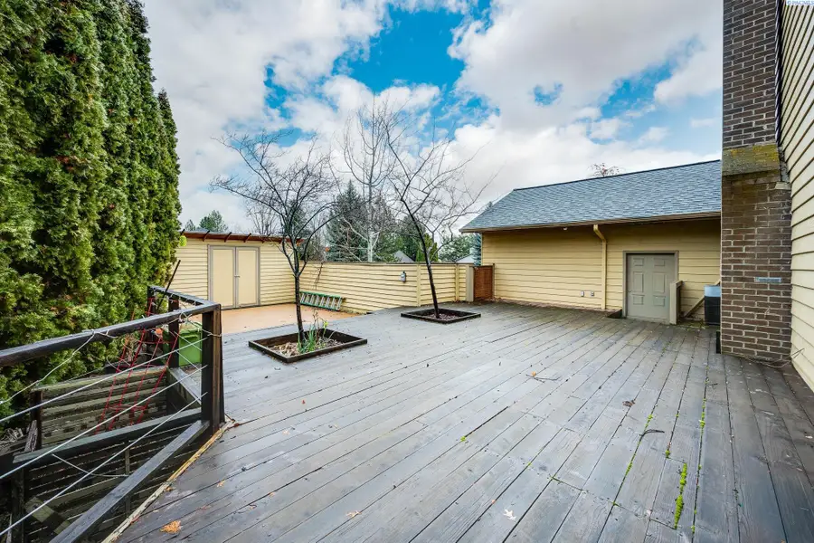 1255 SE Sunnymead, Pullman, WA 99163 - Image #2