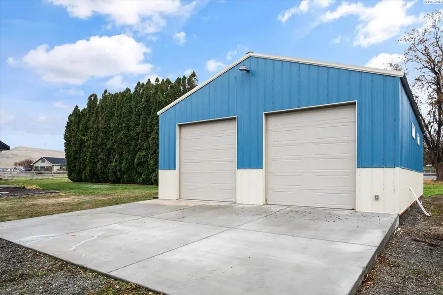 535 SW Bennett Ave, Prosser, WA 99350 - Image #3