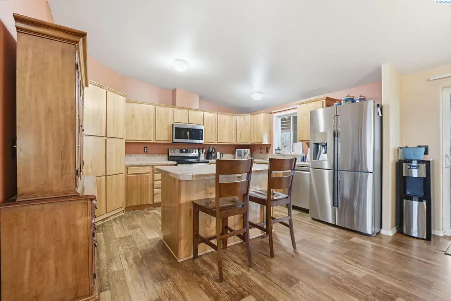 68610 E Bluesky Pr Se, Plymouth, WA 99346 - Image #3