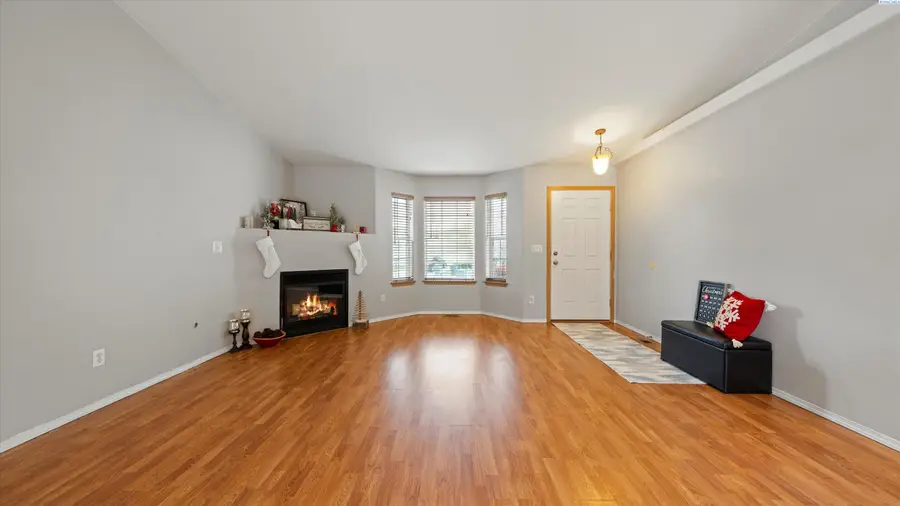 1580 Foxglove Ave, Richland, WA 99352 - Image #2