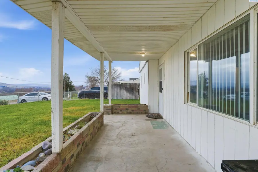 1107 11th Street, Benton City, WA 99320 - Image #3