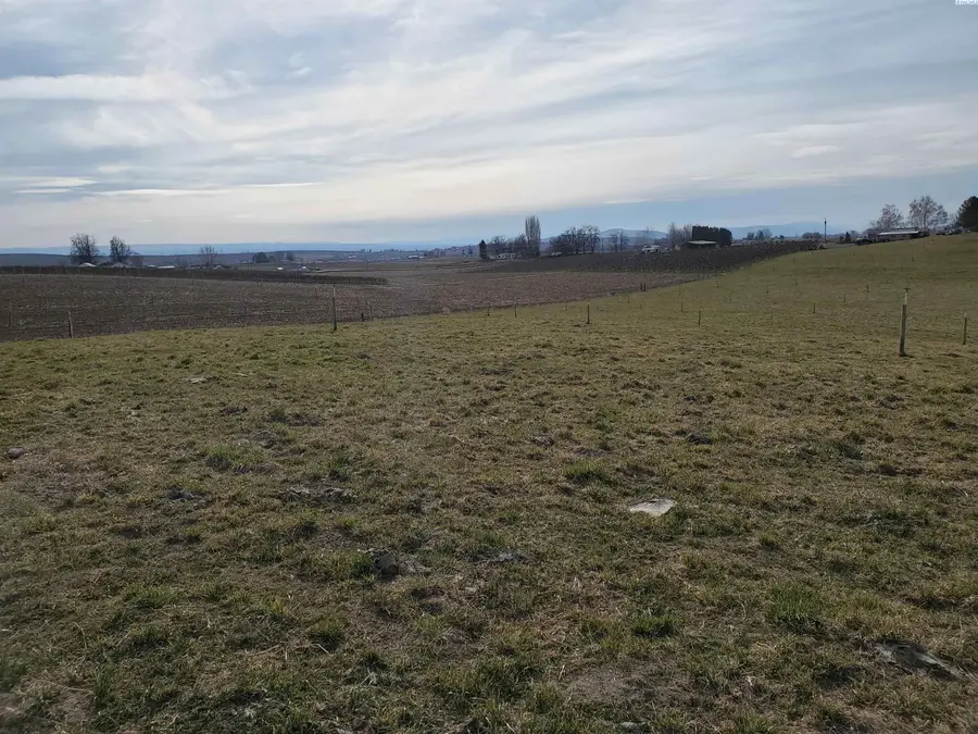 NKN Dekker Rd, Outlook, WA 98938 - Image #3