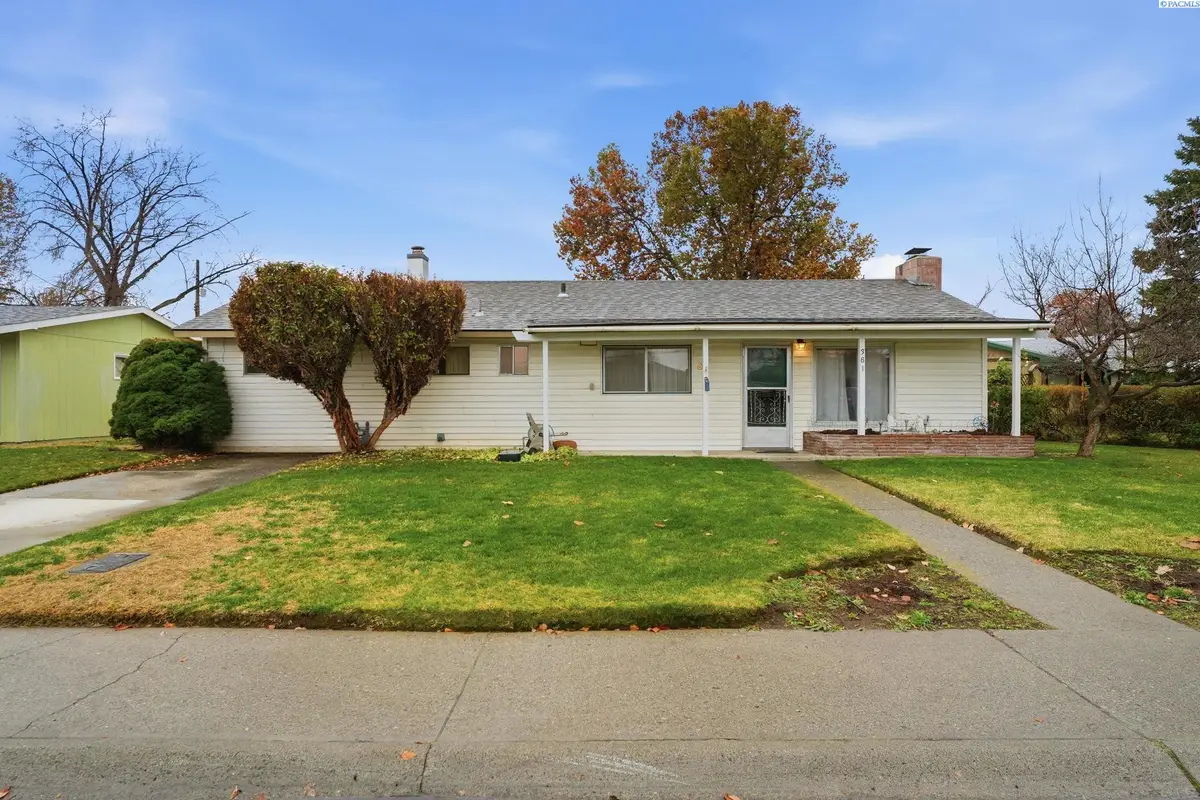 381 Wright Ave, Richland, WA 99352 - Image #1