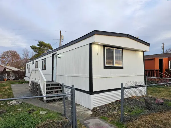 1421 S Cedar Street #8 #8, Kennewick, WA 99337