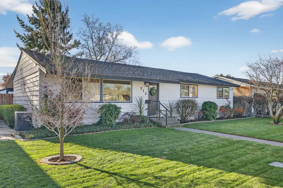 712 W Jan St, Pasco, WA 99302 - Image #3