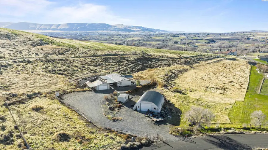 67710 N Lob Lane, Benton City, WA 99320 - Image #3