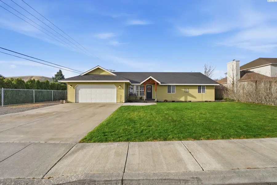 4485 Northlake Drive, West Richland, WA 99353 - Image #3