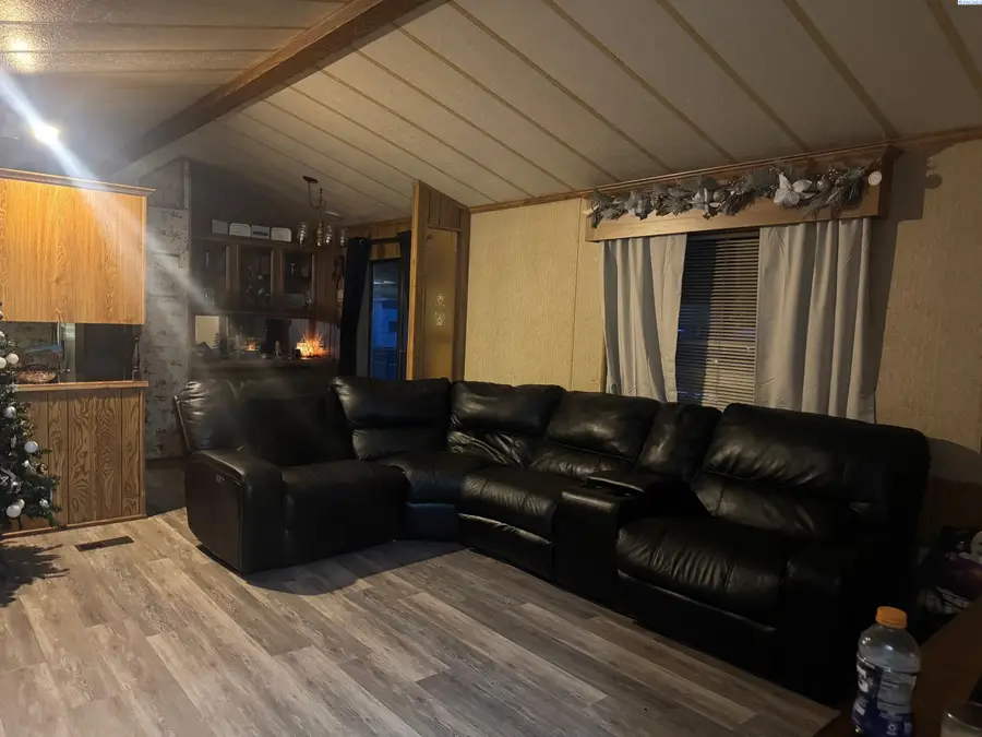 1201 W Washington Ave #36, Yakima, WA 98903 - Image #3