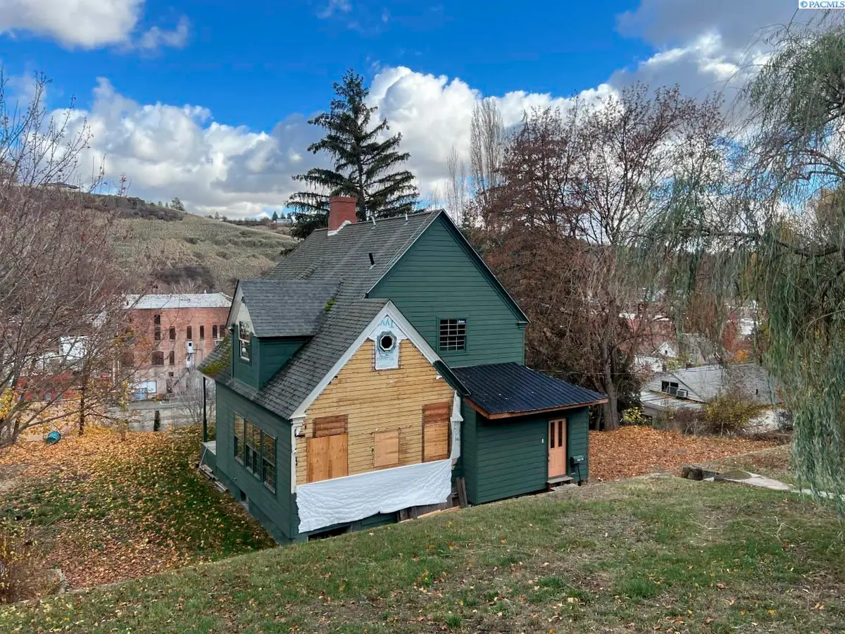 205 N West Street, Colfax, WA 99111 - Image #1